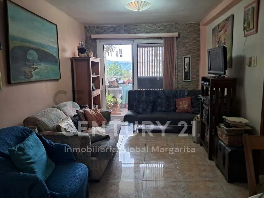 Venta de Apartamento en Residencias Los Cayos, Playas del Ángel, Pampatar. - 3