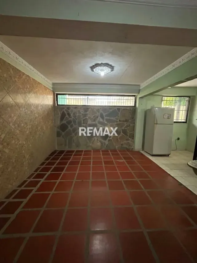 En Venta amplia casa de dos pisos en la Zona oeste en el Conjunto Residencial Villas Fuchal - 13