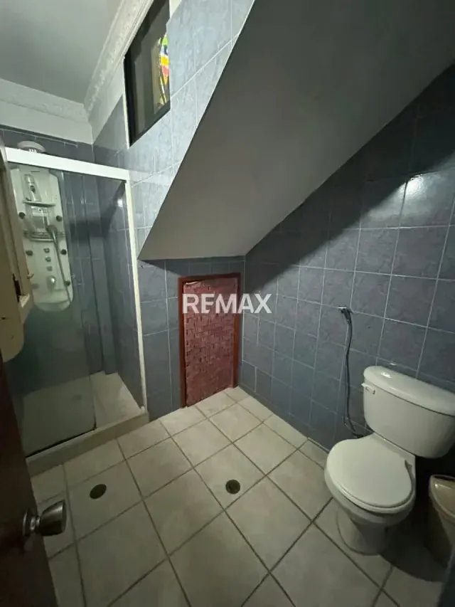 En Venta amplia casa de dos pisos en la Zona oeste en el Conjunto Residencial Villas Fuchal - 16