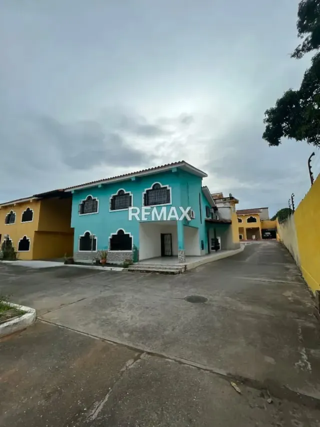 En Venta amplia casa de dos pisos en la Zona oeste en el Conjunto Residencial Villas Fuchal - 17