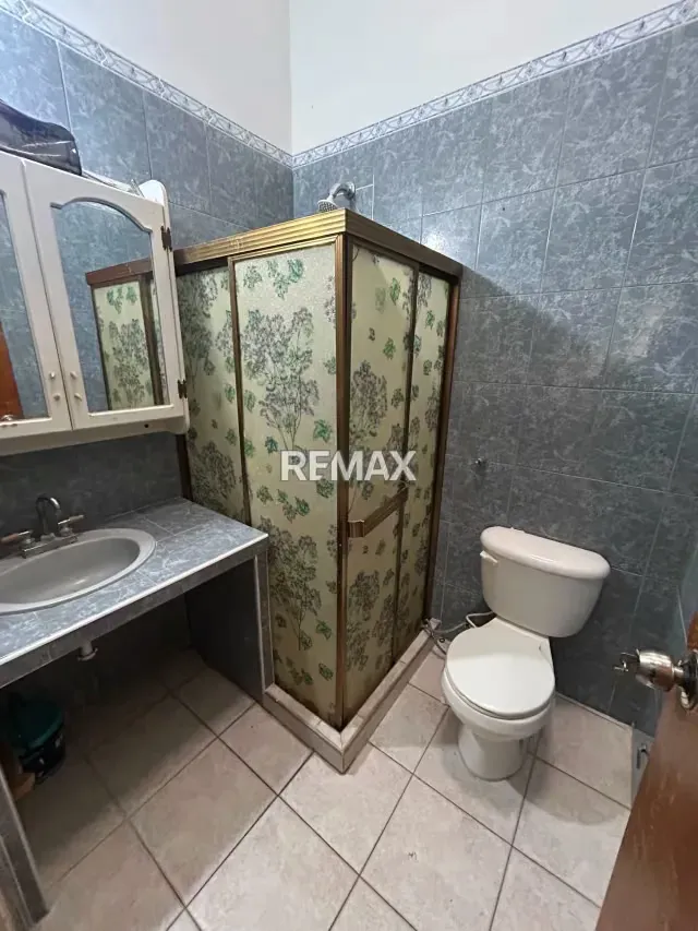 En Venta amplia casa de dos pisos en la Zona oeste en el Conjunto Residencial Villas Fuchal - 4