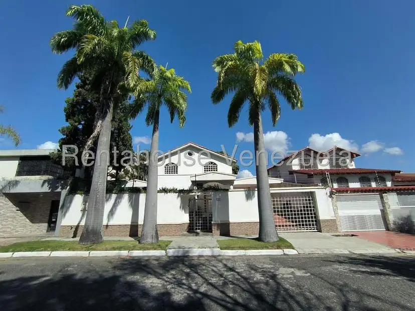 Casa (Multipes Niveles) en Venta en Guaracarima, Aragua