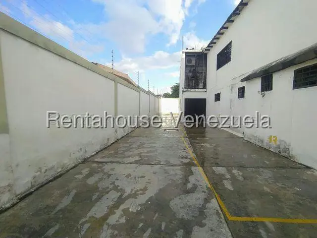 Comercial (Consultorio Medico) en Alquiler en Centro, Lara - 17