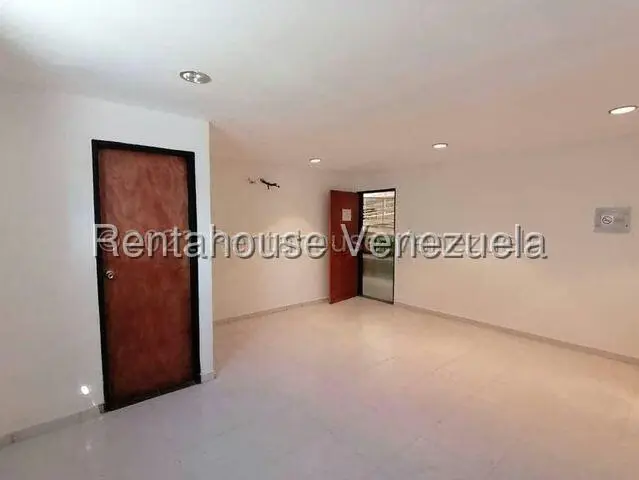 Comercial (Consultorio Medico) en Alquiler en Centro, Lara - 10