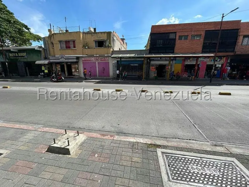 Local Comercial en Venta en Centro, Lara - 2