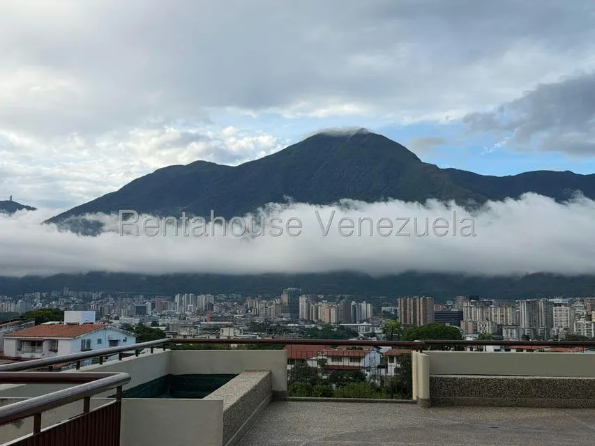 Apartamento (1 Nivel) en Venta en Colinas de La California, Distrito Metropolitano - 23