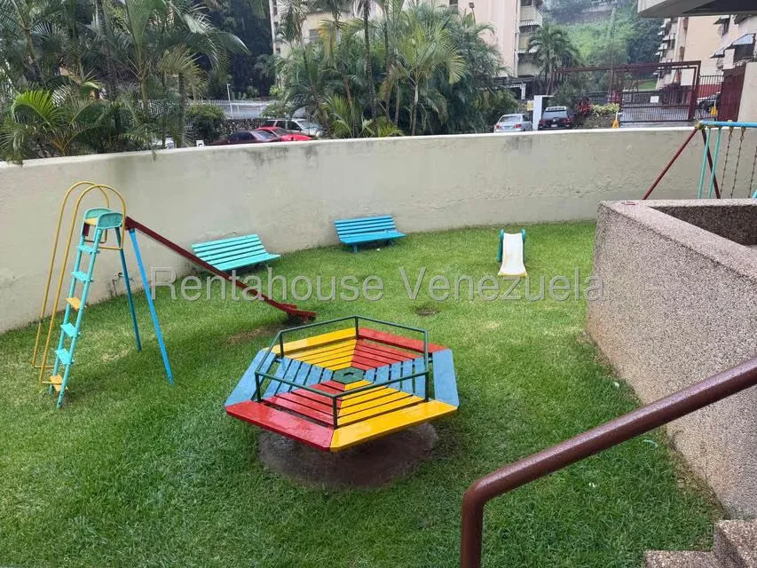Apartamento (1 Nivel) en Venta en Colinas de La California, Distrito Metropolitano - 24