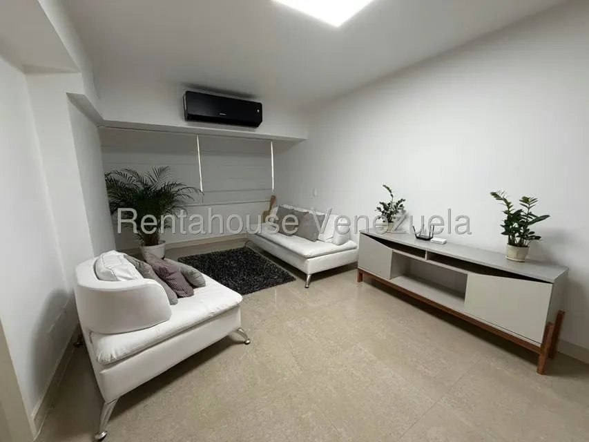 Apartamento (1 Nivel) en Venta en Colinas de La California, Distrito Metropolitano - 8