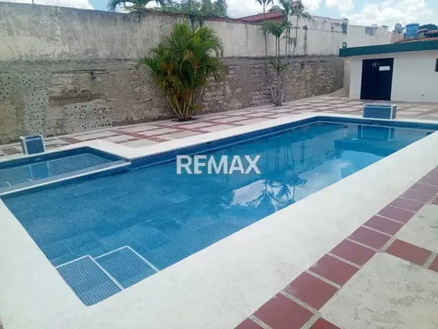 En Venta Amplio Town House ubicado en San Diego Conjunto Residencial Los Tamarindos - 15