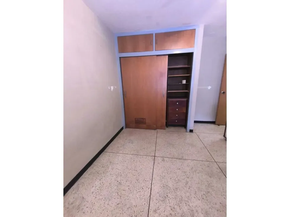 Vendo casa en calle cerrada 199m2 California Norte 8132 - 22