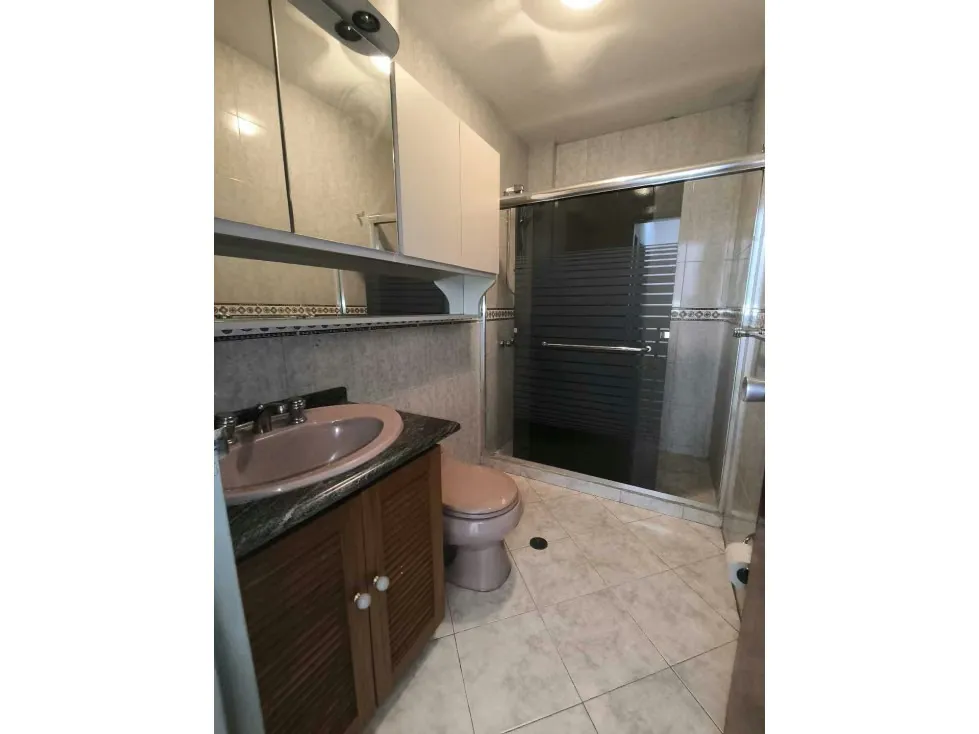Vendo casa en calle cerrada 199m2 California Norte 8132 - 28