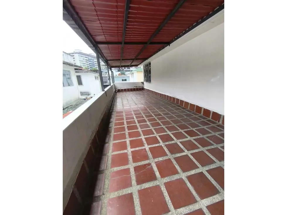 Vendo casa en calle cerrada 199m2 California Norte 8132 - 29