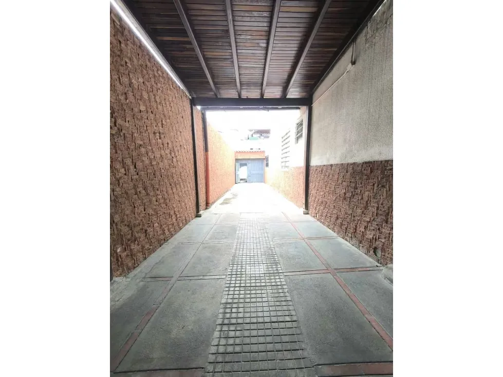 Vendo casa en calle cerrada 199m2 California Norte 8132 - 4