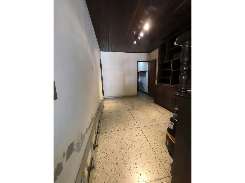 Vendo casa en calle cerrada 199m2 California Norte 8132 - 5