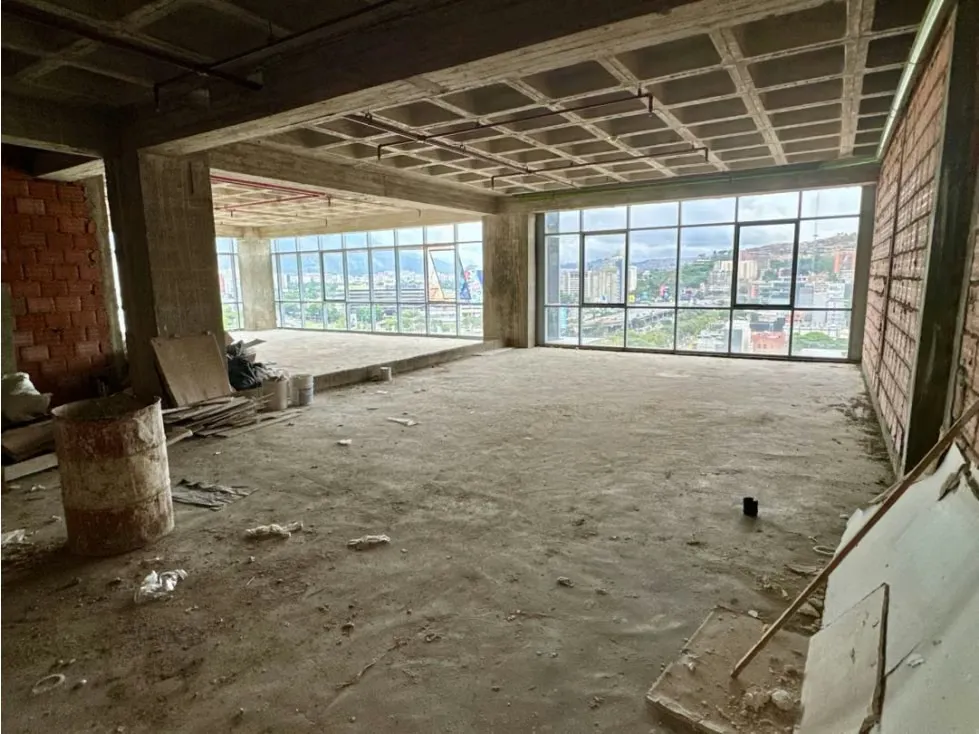 En Venta Oficina Doble Obra Gris Torre Madrid Las Mercedes Caracas - 3