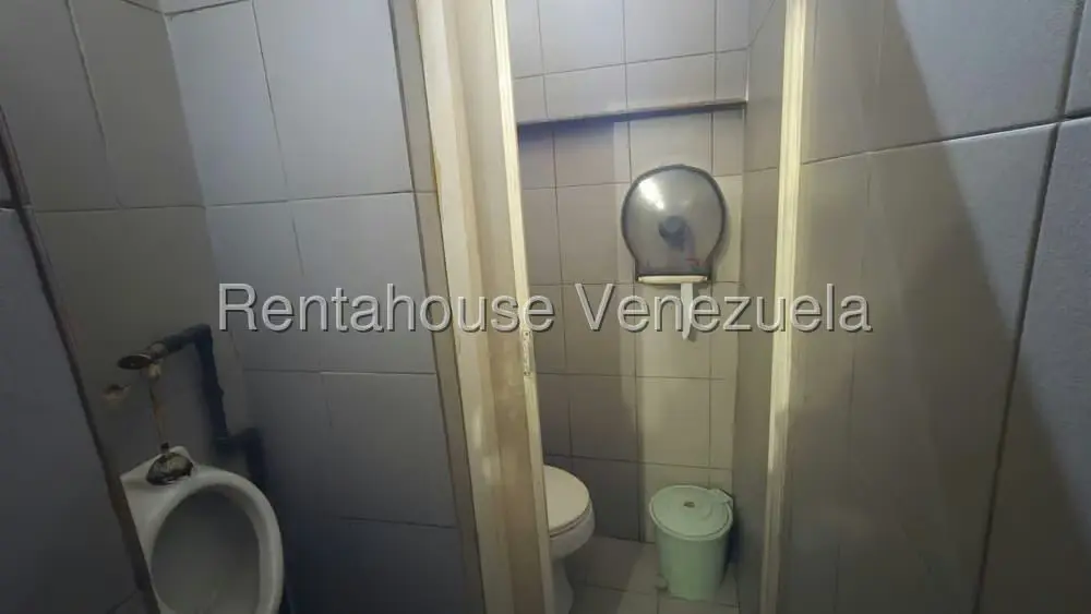Local Comercial en Alquiler en Zona Este, Lara - 14