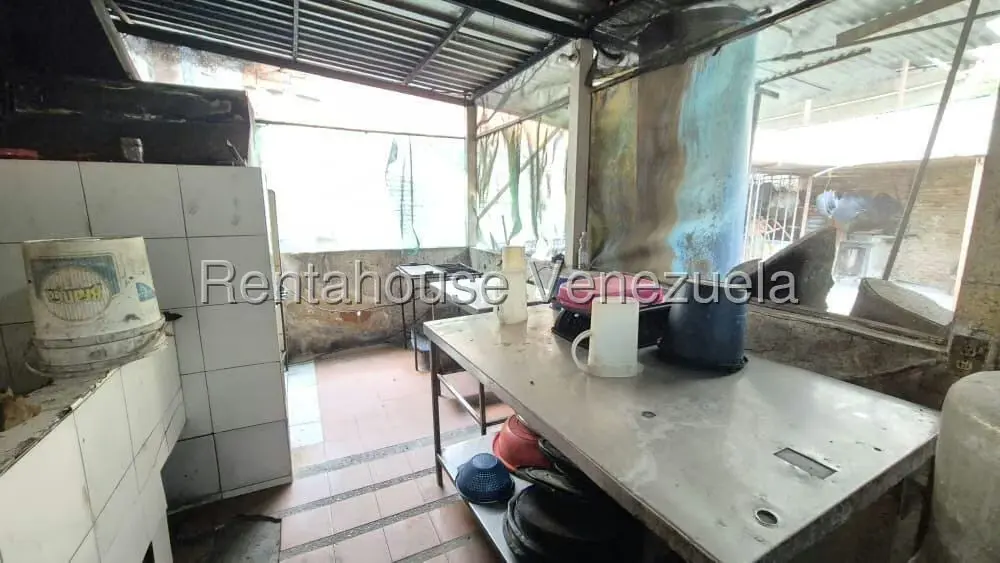 Local Comercial en Alquiler en Zona Este, Lara - 17