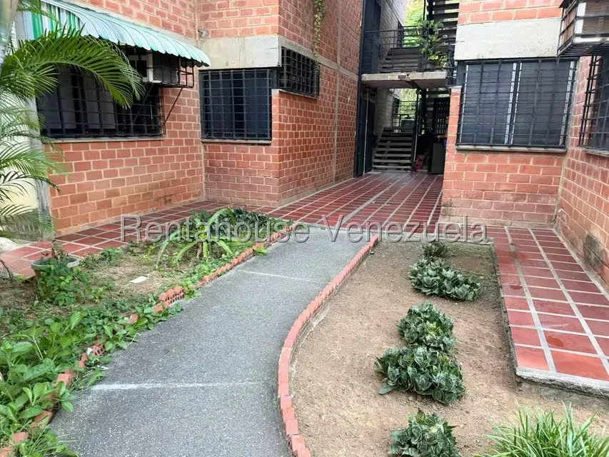 Apartamento (1 Nivel) en Venta en Ciudad Casarapa, Miranda - 4