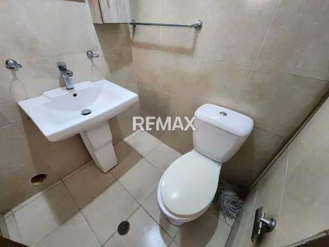 VENDE Y ALQUILA APARTAMENTO EN CRISTAL DEL LAGO - 4