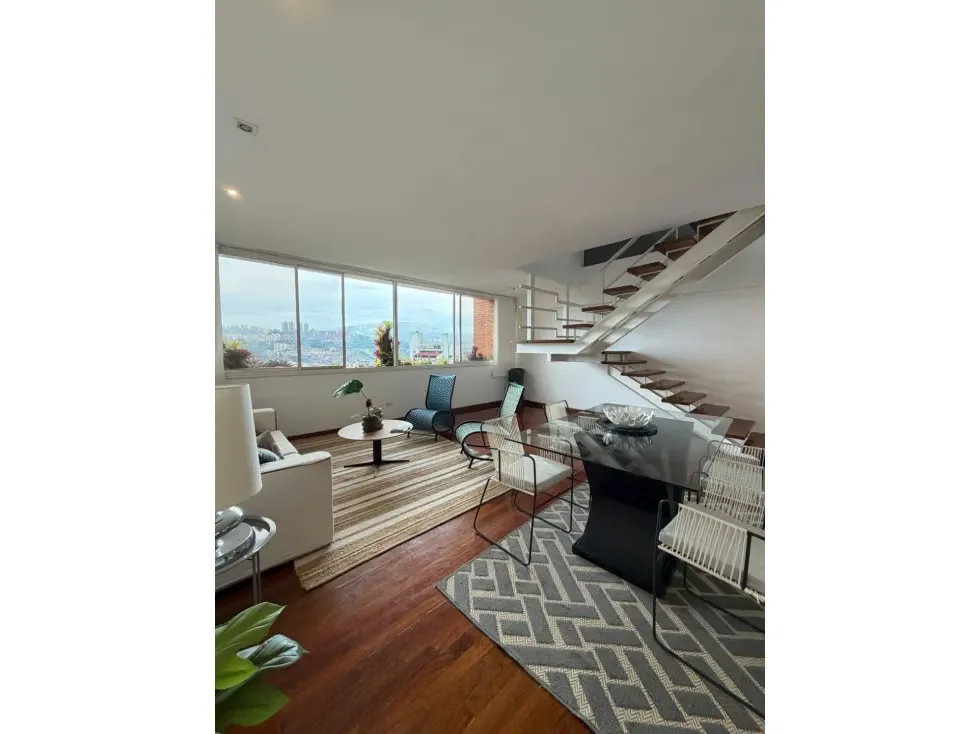 Alquilo Ph c/ terraza 350m2 Colinas de Valle Arriba 5192