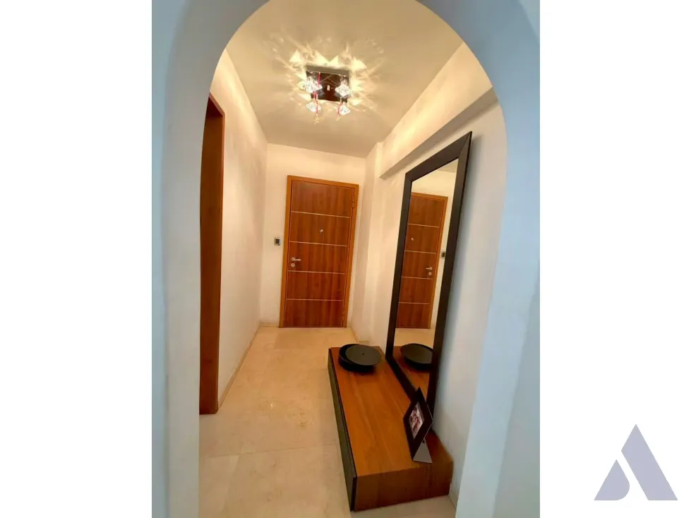 Vendo apartamento 90m2 La Trinidad 6530