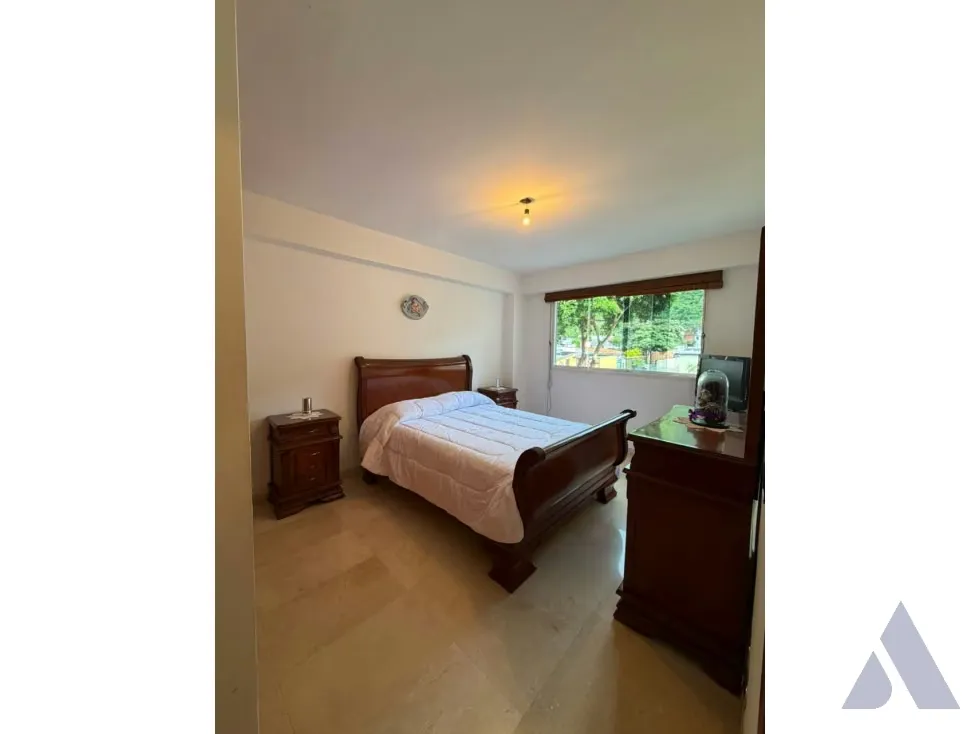Vendo apartamento 90m2 La Trinidad 6530 - 8