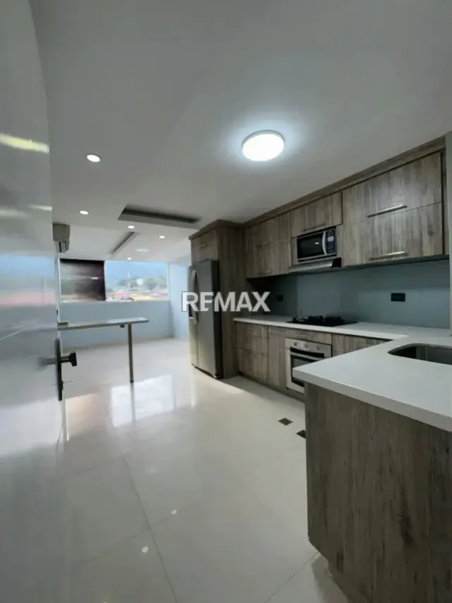 Alquila Apartamento semi amoblado en Vista Real de 65mtrs2 - 4