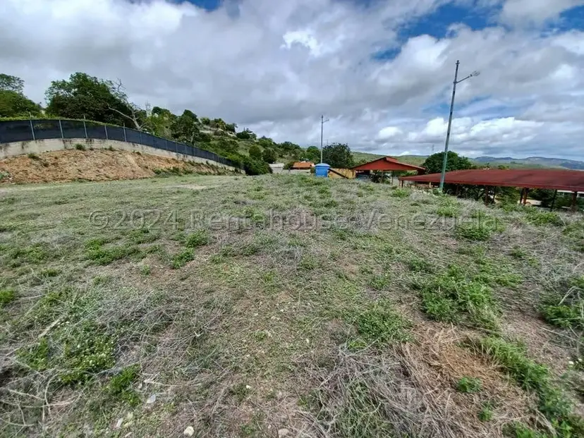 Terreno (Comercial) en Venta en Tarabana, Lara