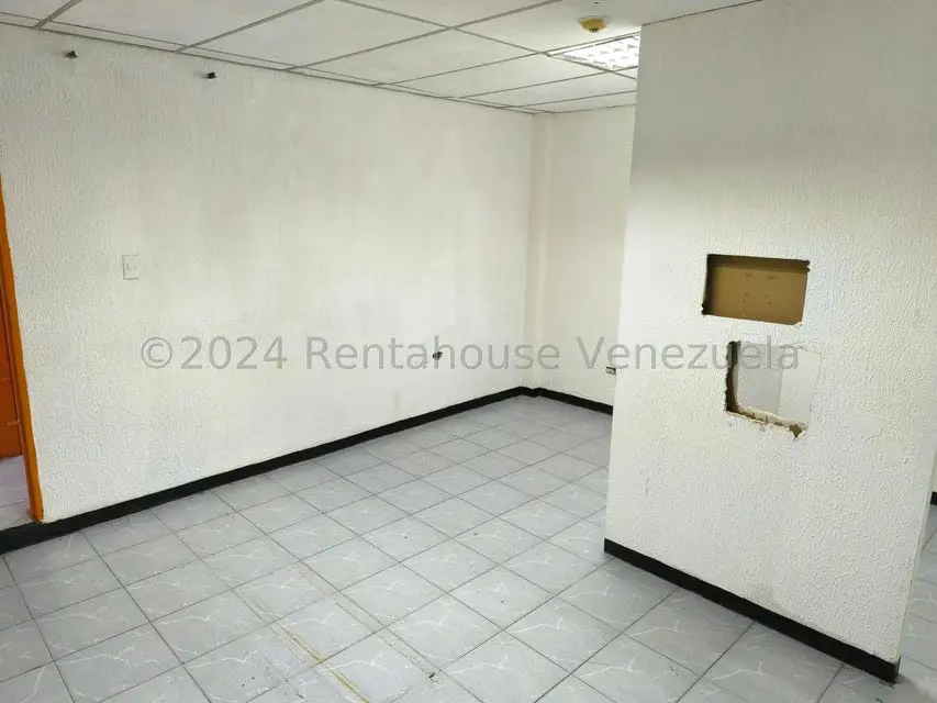 Comercial (Oficina) en Alquiler en Parroquia La Candelaria, Distrito Metropolitano - 12