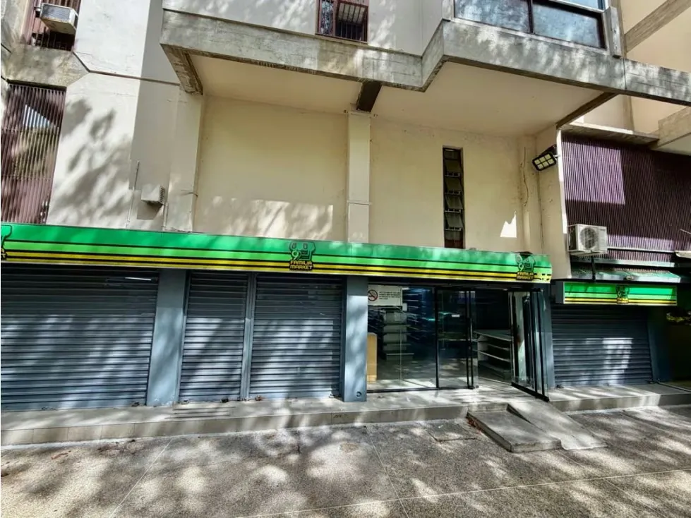 Se alquila / vende local comercial a pie de calle 196m2 Colinas de BM - 9