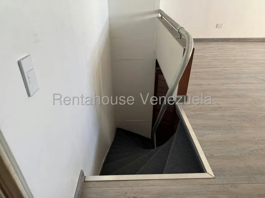 Apartamento (Duplex) en Venta en Parque Central, Distrito Metropolitano - 21