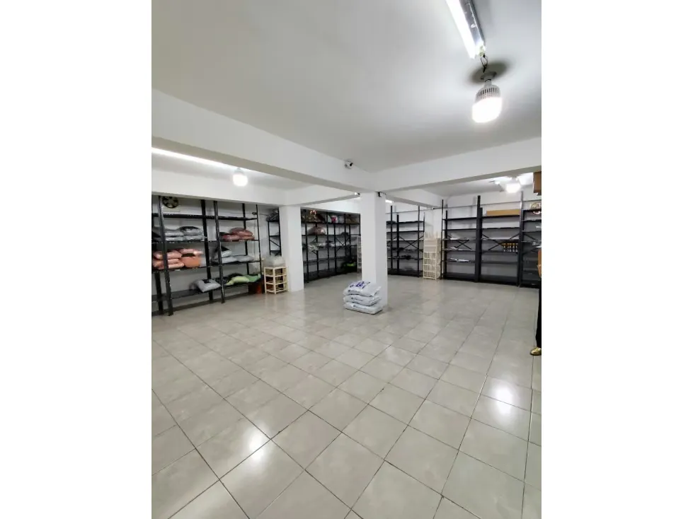Edificio en venta o alquiler - Santa Rosalía - 22