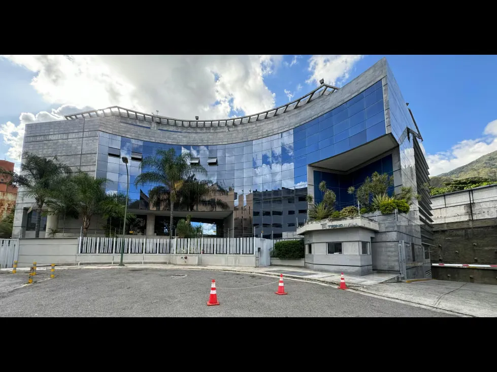 Oficinas/ Local Comercial a estrenar en Boleíta Norte.1203,66 M2