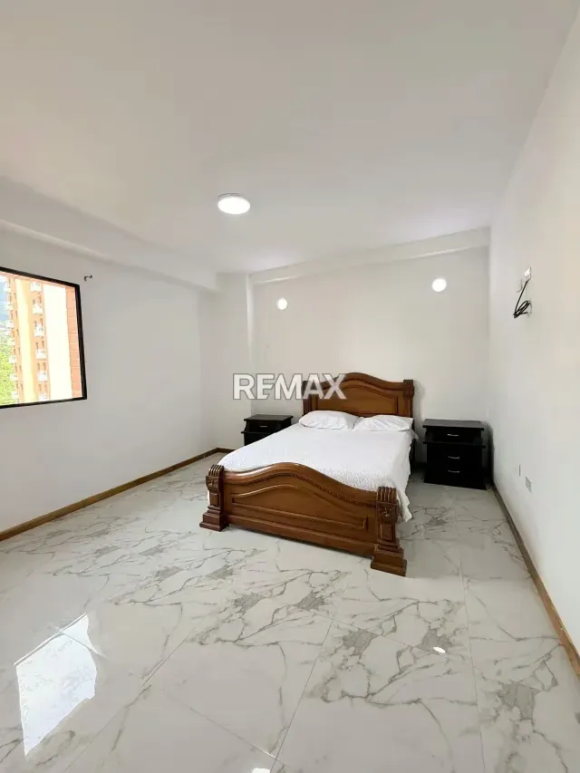 APARTAMENTO EN ALQUILER PARAMILLO SUITE, - 14