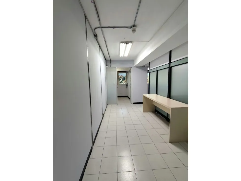 Oficina en alquiler 43m², Torre Profesional California - 13