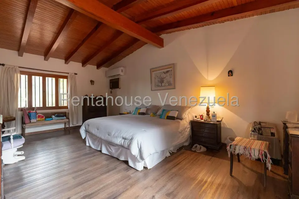 Casa (Colonial) en Venta en Country Club, Distrito Metropolitano - 24