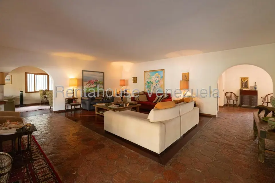 Casa (Colonial) en Venta en Country Club, Distrito Metropolitano - 5
