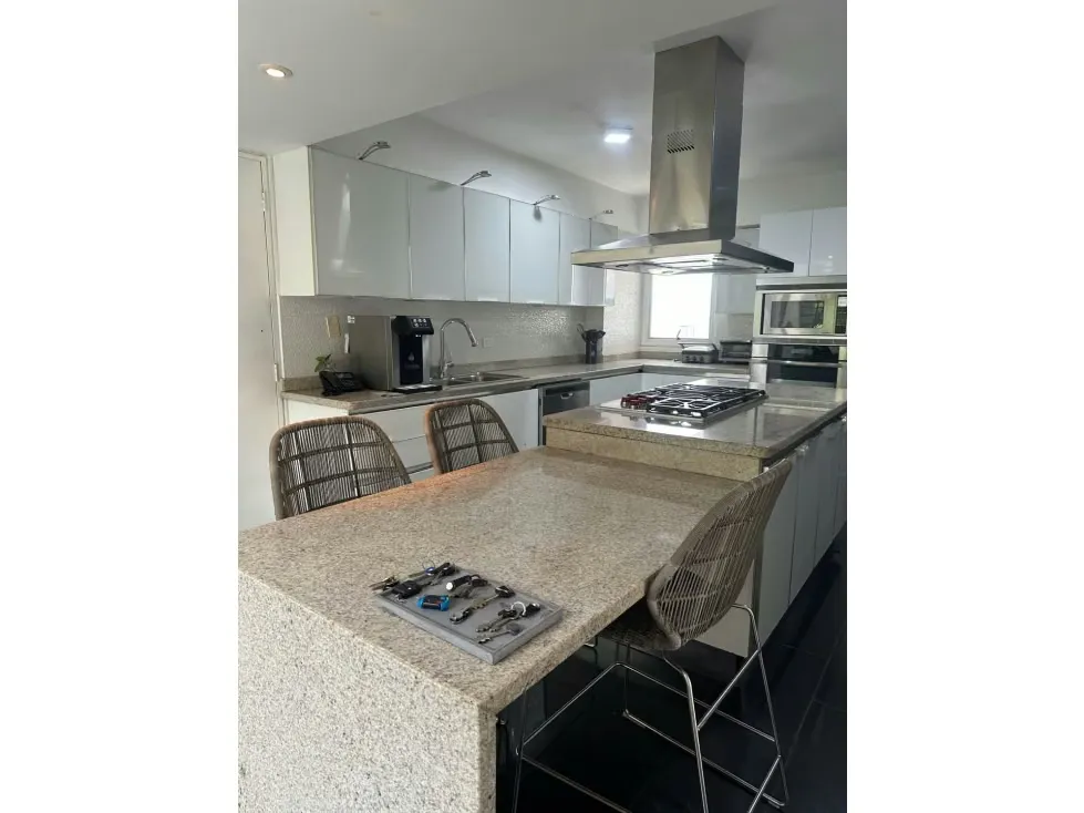 Vendo apto dúplex 550m2 Los Palos Grandes 9253.REF. VERDE - 15