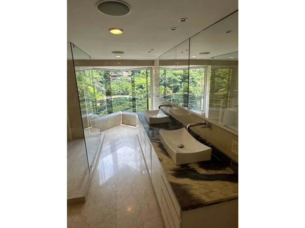 Vendo apto dúplex 550m2 Los Palos Grandes 9253.REF. VERDE - 24
