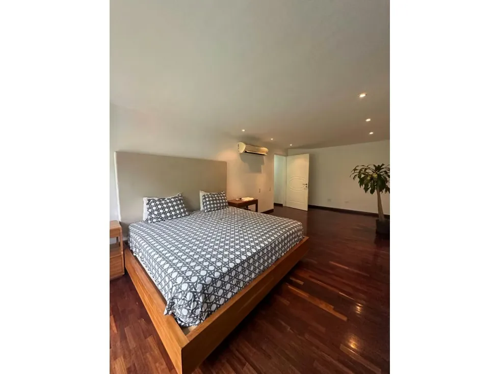 Vendo apto dúplex 550m2 Los Palos Grandes 9253.REF. VERDE - 30