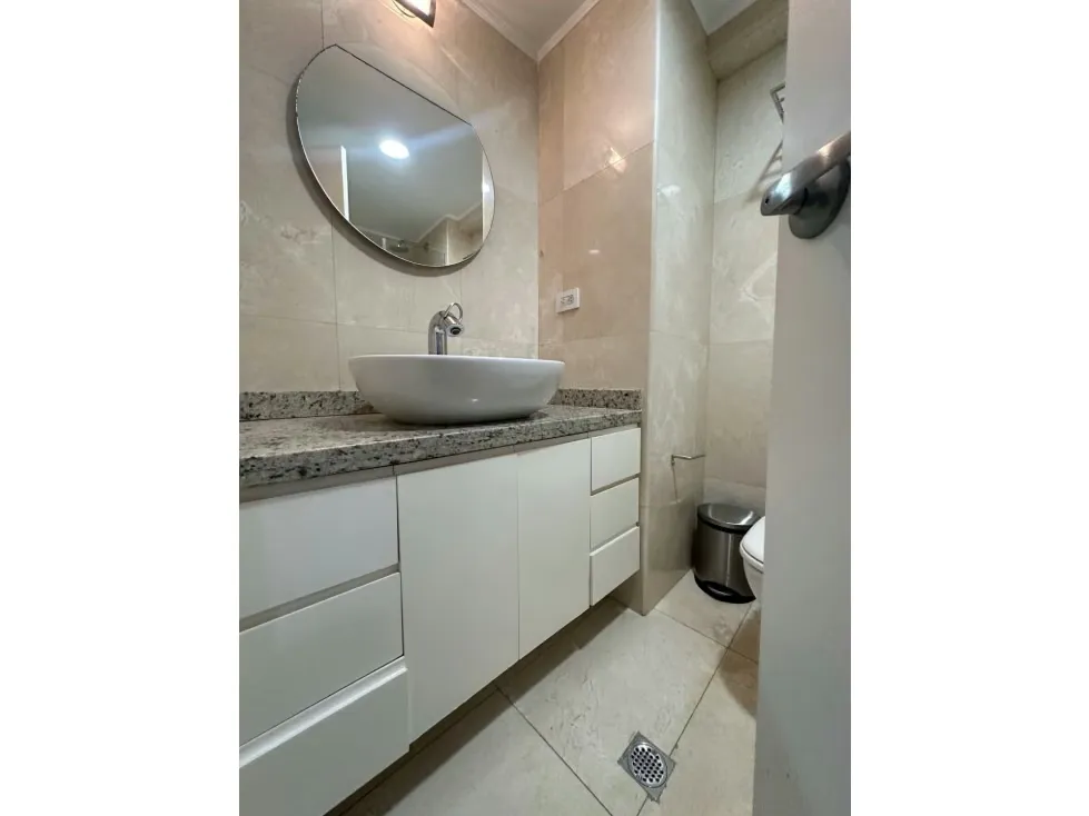 Vendo apto dúplex 550m2 Los Palos Grandes 9253.REF. VERDE - 37