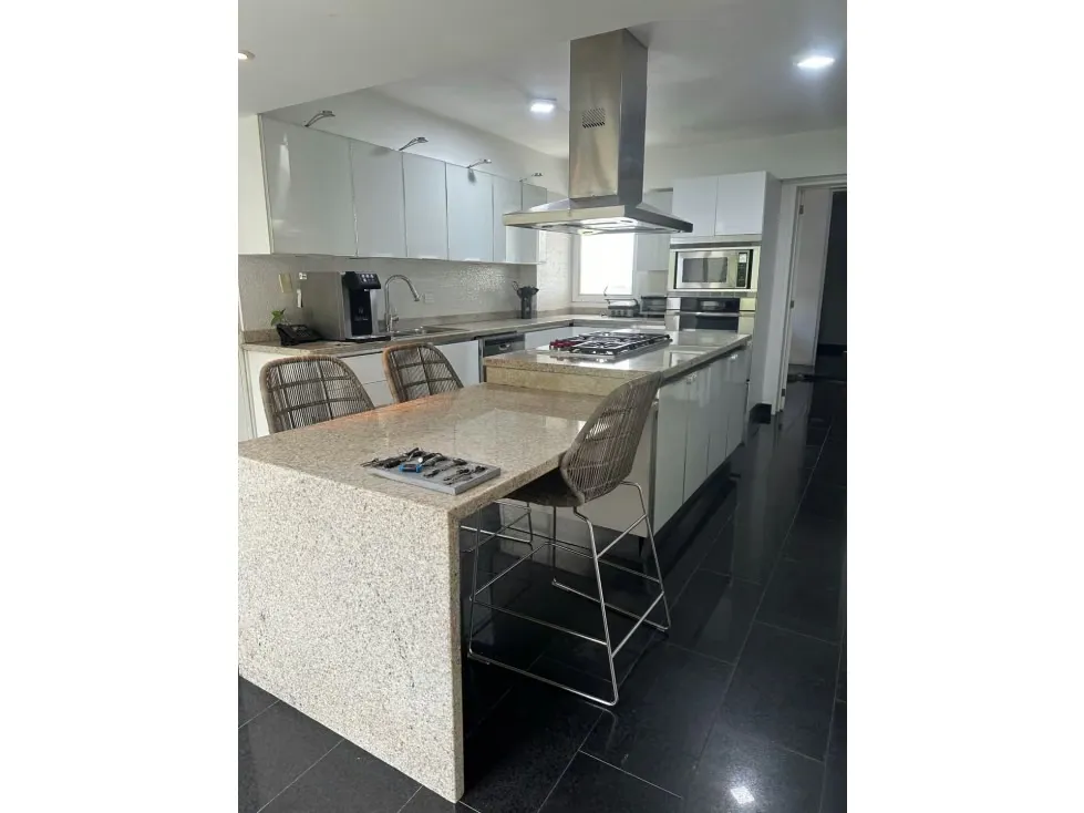 Vendo apto dúplex 550m2 Los Palos Grandes 9253.REF. VERDE - 8