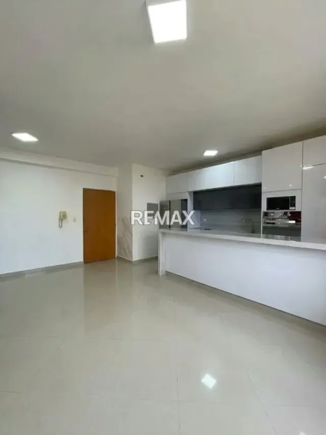 En Alquiler excelente y moderno apartamento en uno de los edificios más modernos en el triángulo del este - 2