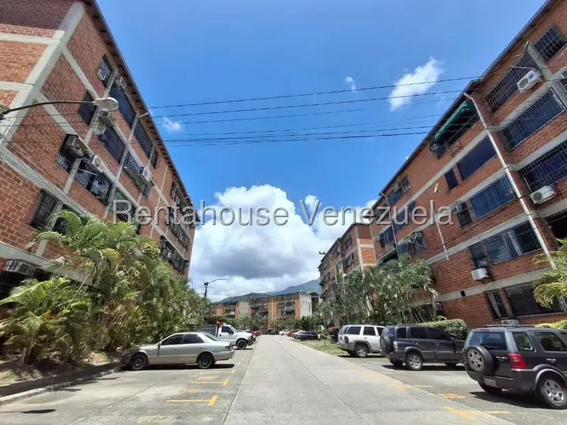 Apartamento (1 Nivel) en Alquiler en El Ingenio, Miranda