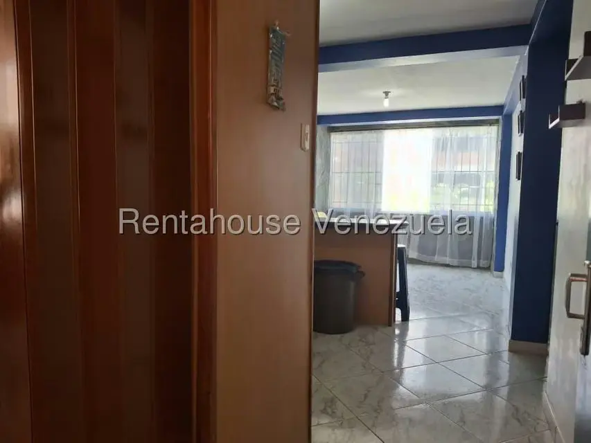 Apartamento (1 Nivel) en Alquiler en El Ingenio, Miranda - 3