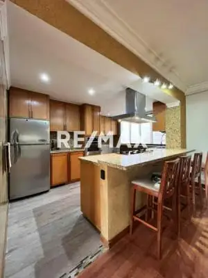Apartamento en venta La Victoria