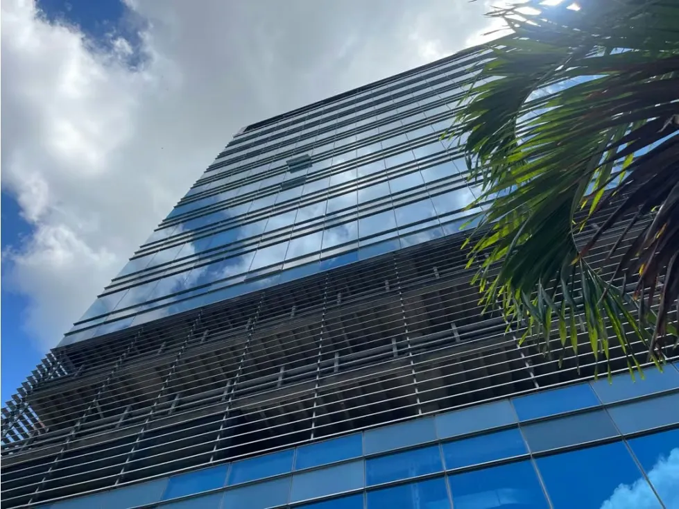 Se vende oficina 531m2 Las Mercedes 3177