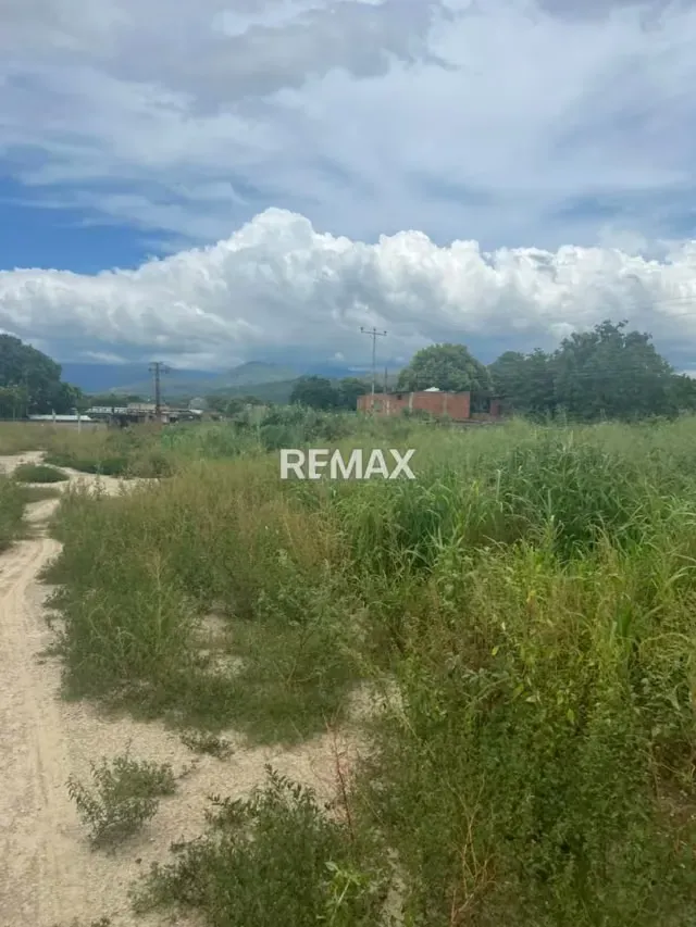 EN VENTA TERRENO ¡OPORTUNIDAD ÚNICA DE INVERSIÓN EN MARACAY! - 8