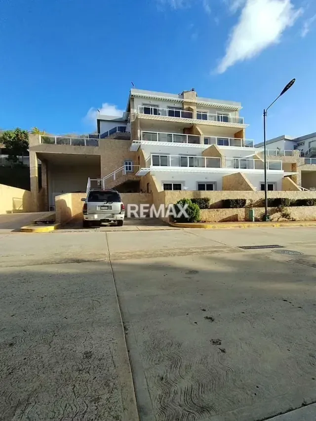 APARETAMENTO EN URBANIZACION LOMAS DEL ENCANTO, UBICADA EN GUATAMARE, ISLA DE MARGARITA. - 20