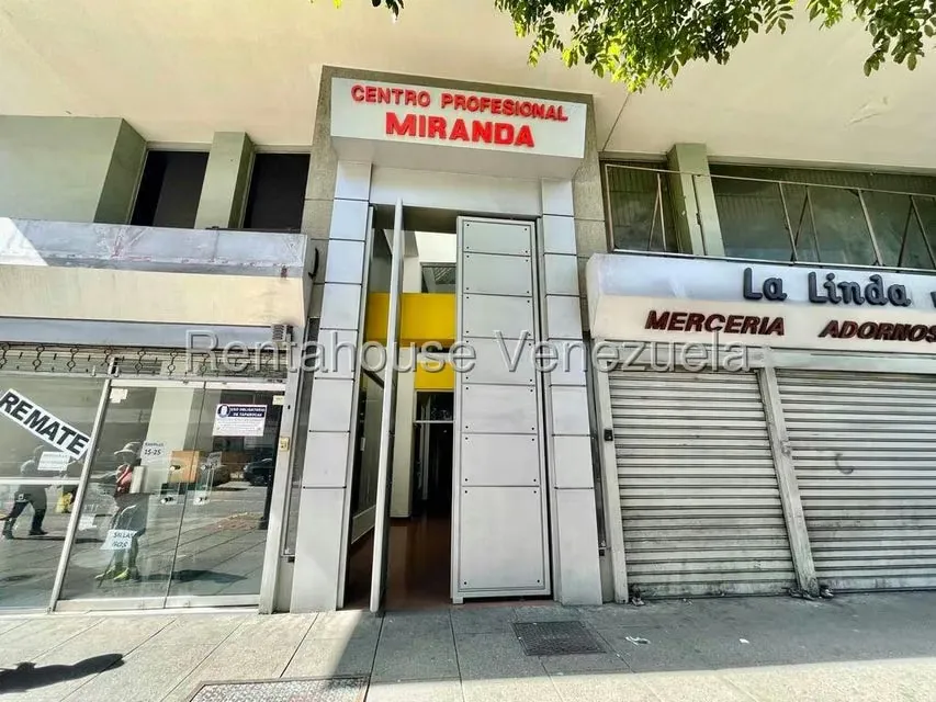 Oficina en Alquiler en Chacao, Distrito Metropolitano - 2